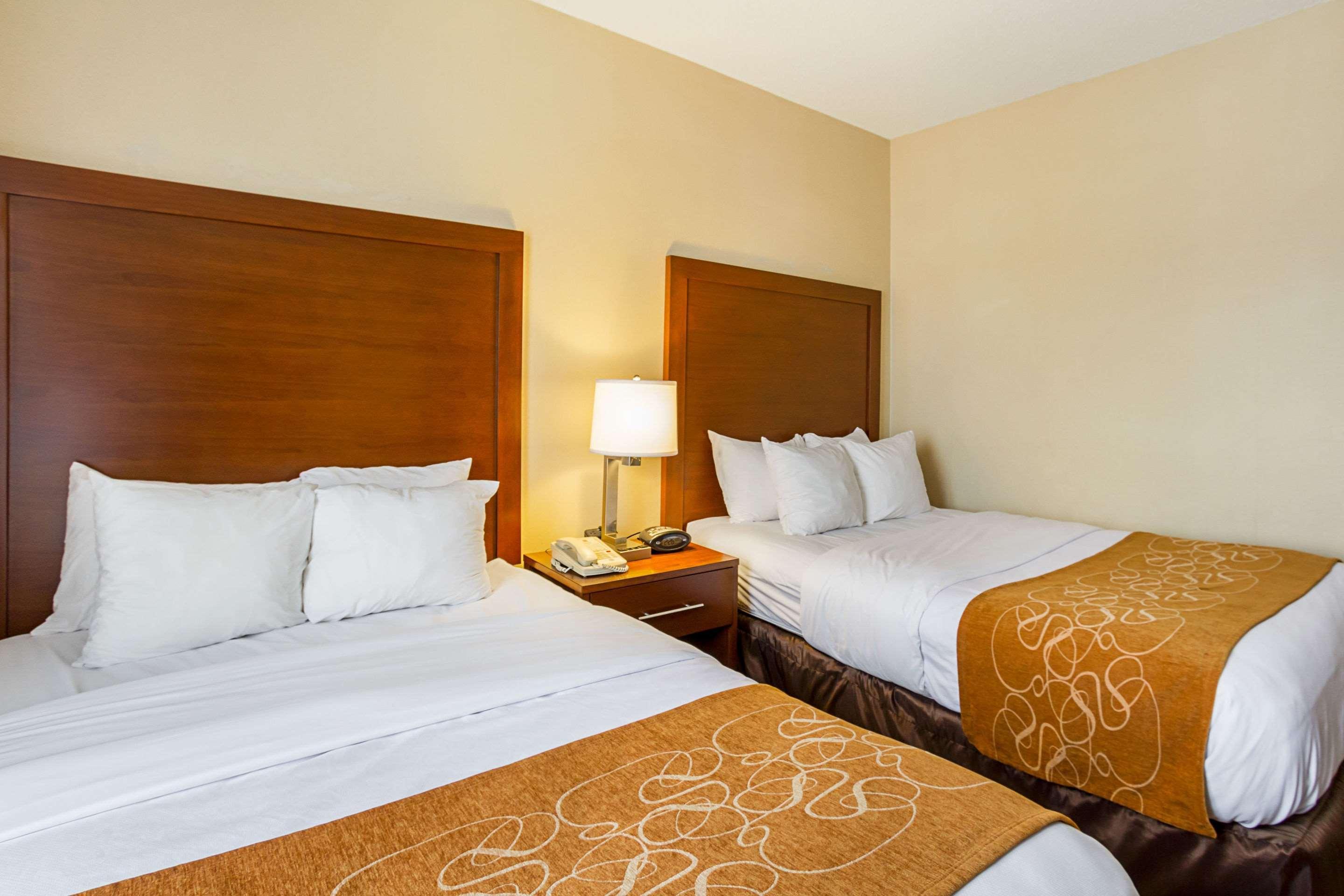 Comfort Suites Twinsburg Экстерьер фото