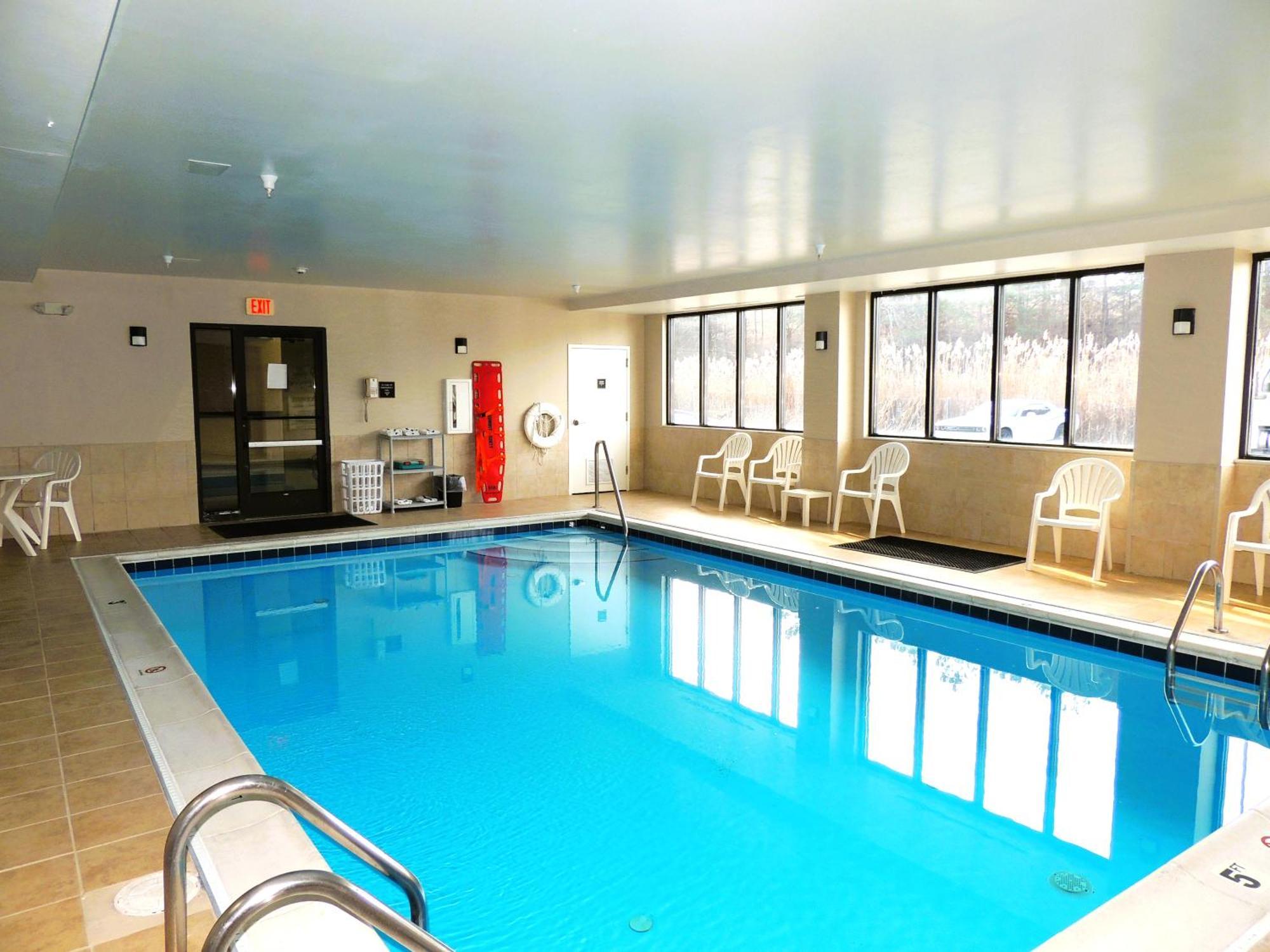 Comfort Suites Twinsburg Экстерьер фото
