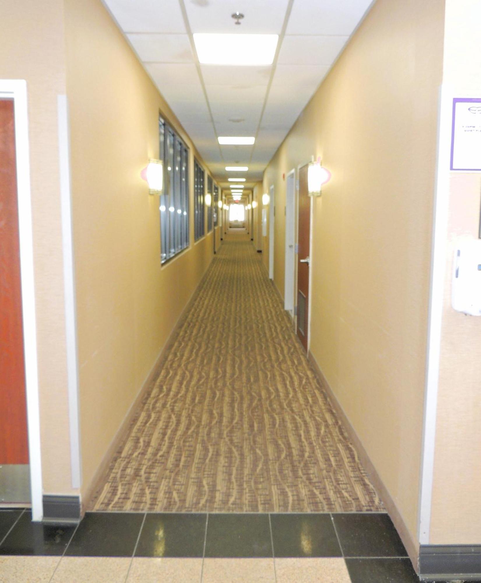 Comfort Suites Twinsburg Экстерьер фото